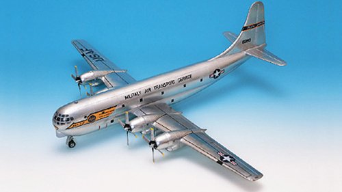 Academy Kit 1/72 C-97A Strato Freighter - Modelo Plástico