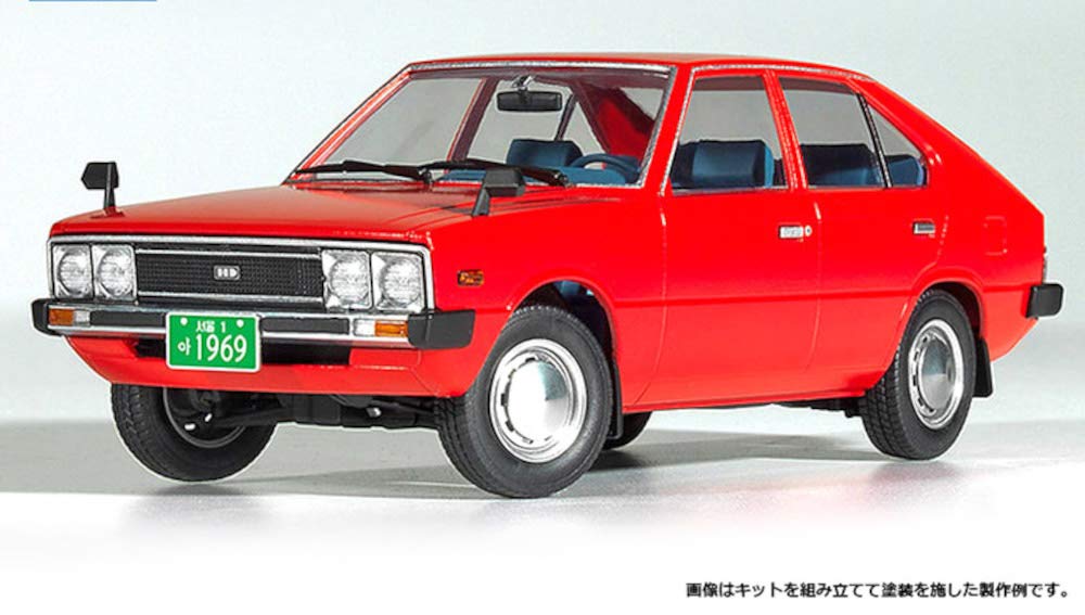 Academy 15137 Hyundai Pony 1975 Escala 1/24 - Modelo Plástico Detalhado