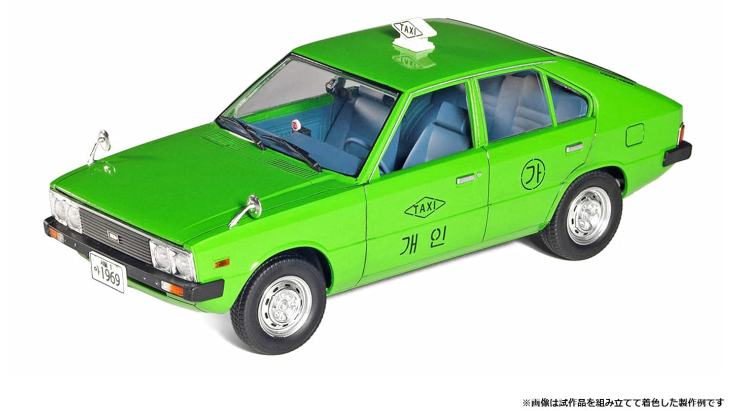 Academy Hyundai Pony Taxi 1/24 Plastic Model Kit - Montagem e Pintura