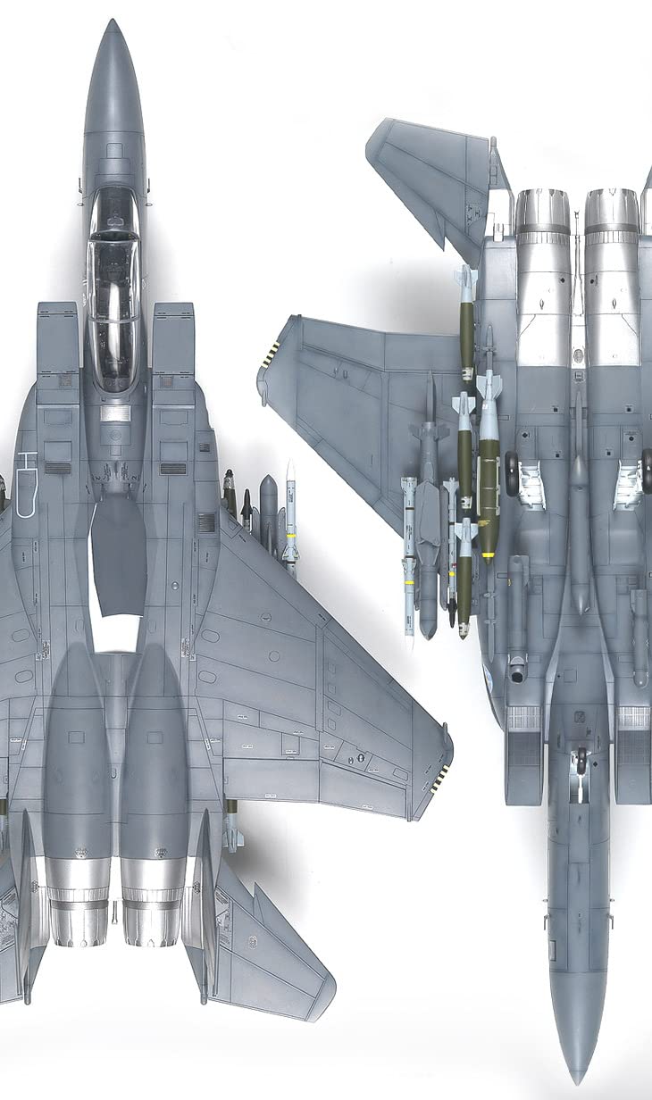 Academy F-15K Slam Eagle 1:48 - Kit de Montagem Plástico com Detalhes Precisos