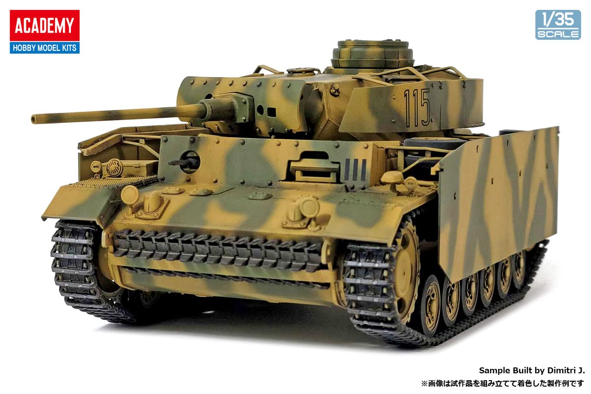 Academy 1/35 Panzer III Ausf.L - Modelo Plástico Batalha de Kursk