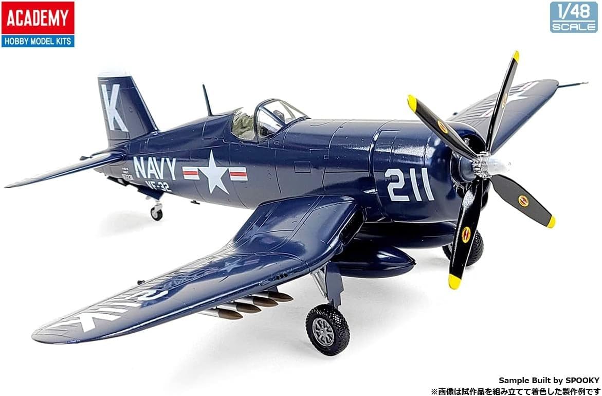 Academy 12353 1/48 F4U-4 Corsair Battle of Lake Nagatsu - Modelo Plástico