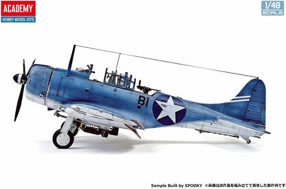 Academy 1/48 US Navy SBD-3 Dauntless, Operação Midway Kit de Modelo