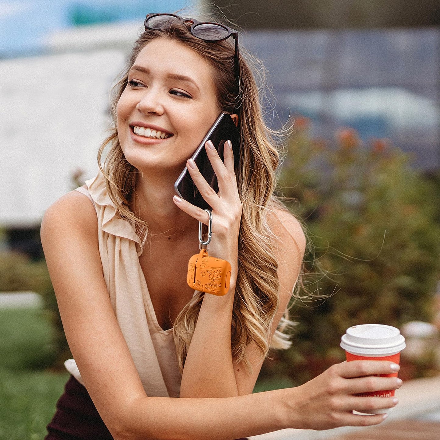 Lerobo Capa Gravada Silicone para AirPods 1ª/2ª Geração com Mosquetão (Laranja)