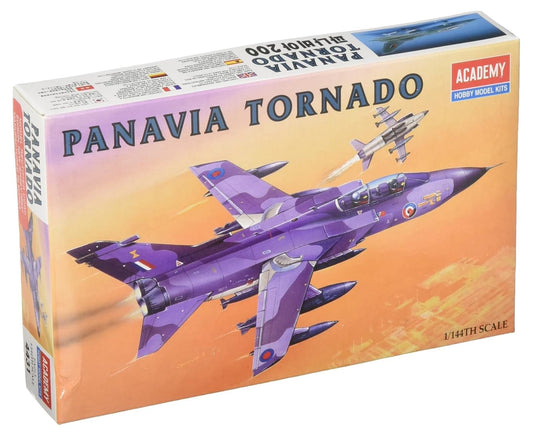 Academy 1/144 Panavia Tornado Modelo Plástico com Detalhes Precisos